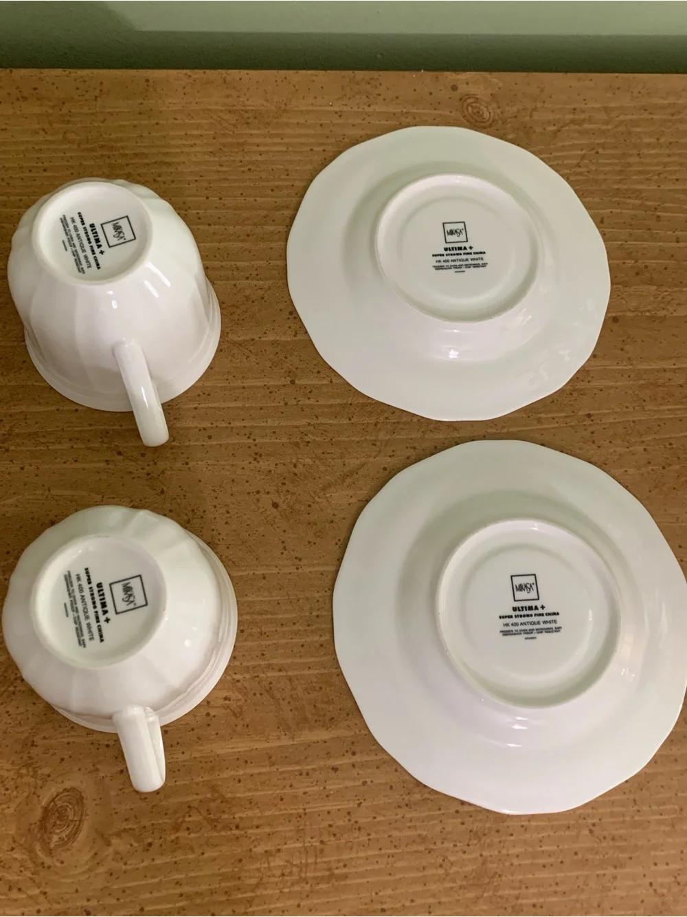 Mikasa Ultima + HK 400 Antique White, Set Of 2, Coffee, Tea Cups & Saucers